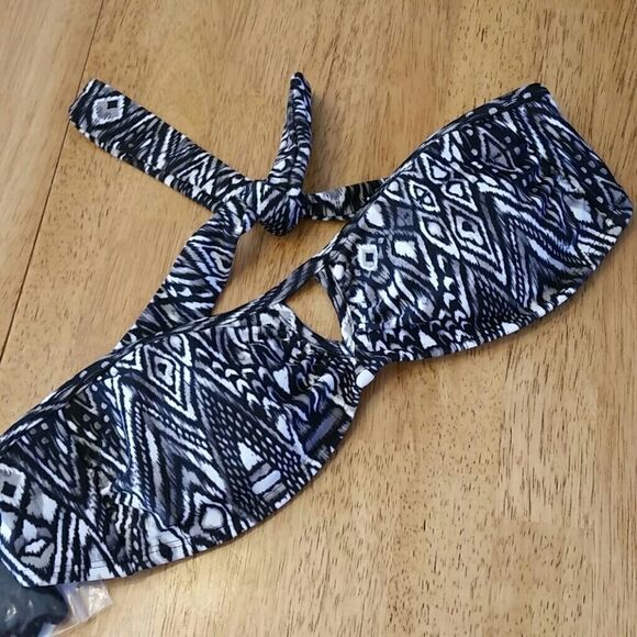 AMERICAN Eagle Outfitters Bandeau - Picture 1 of 6
